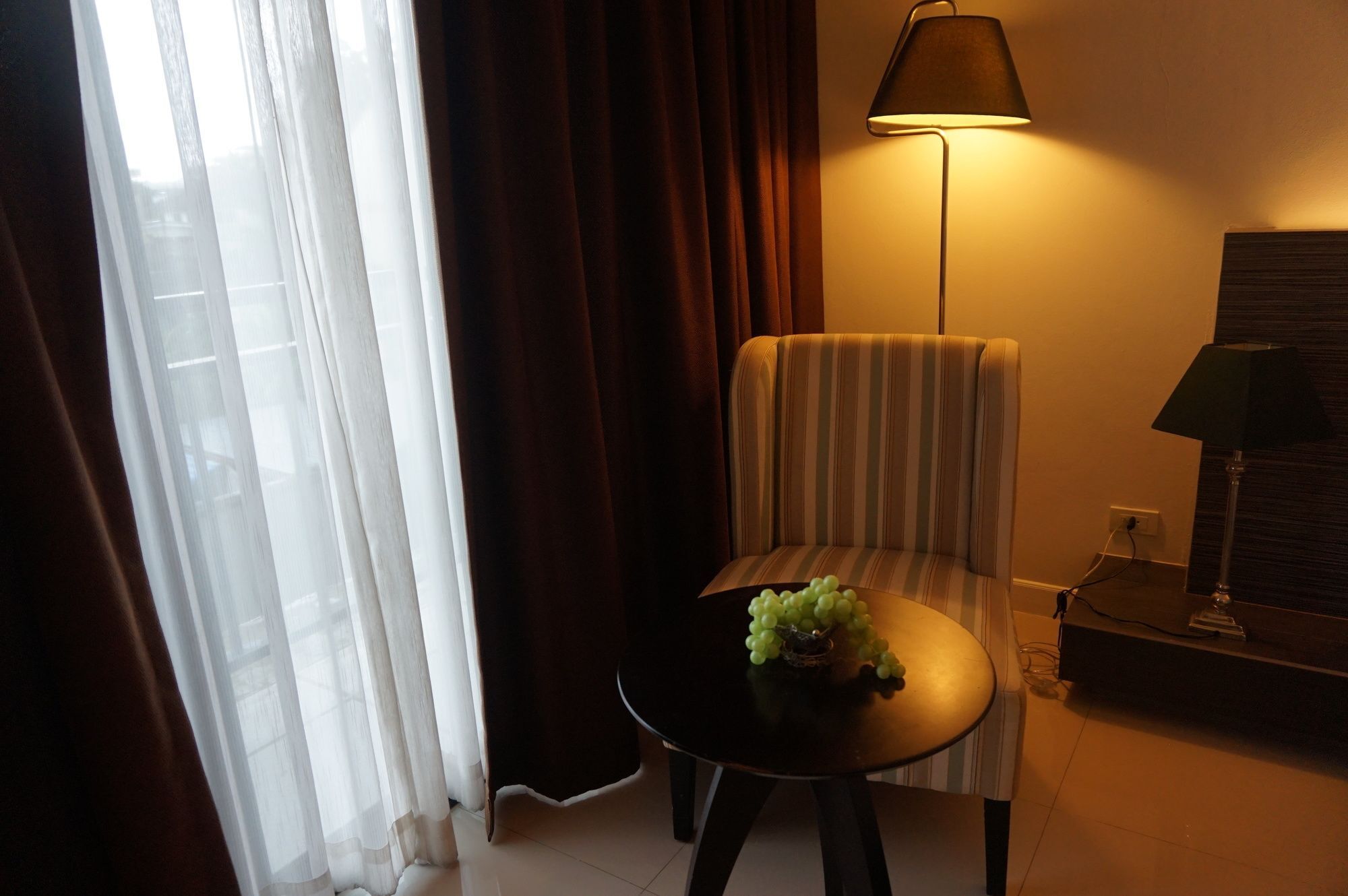 Fortune D Hotel Phitszanulok Kültér fotó