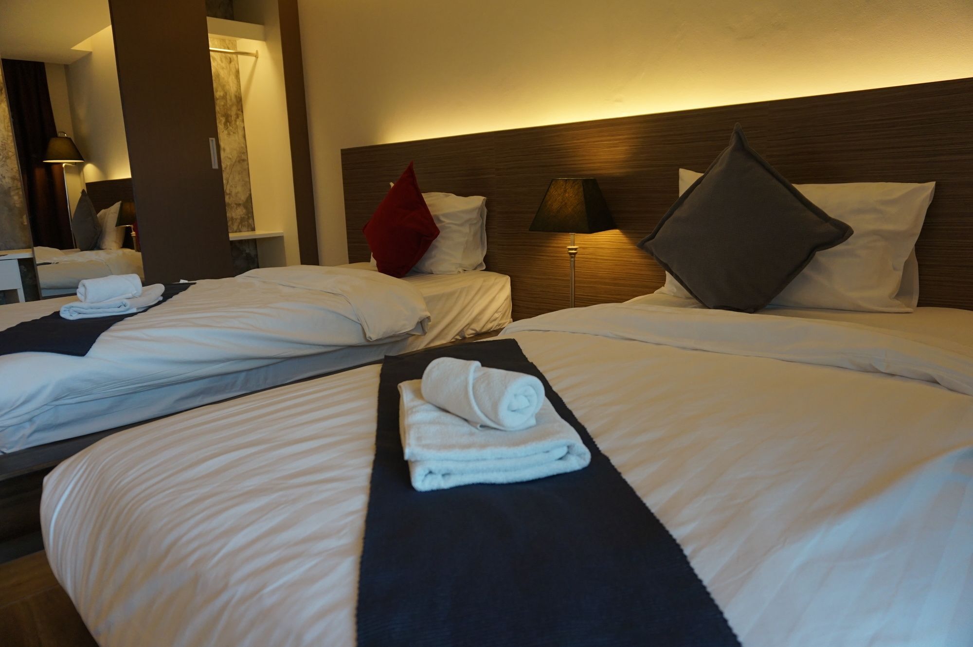 Fortune D Hotel Phitszanulok Kültér fotó