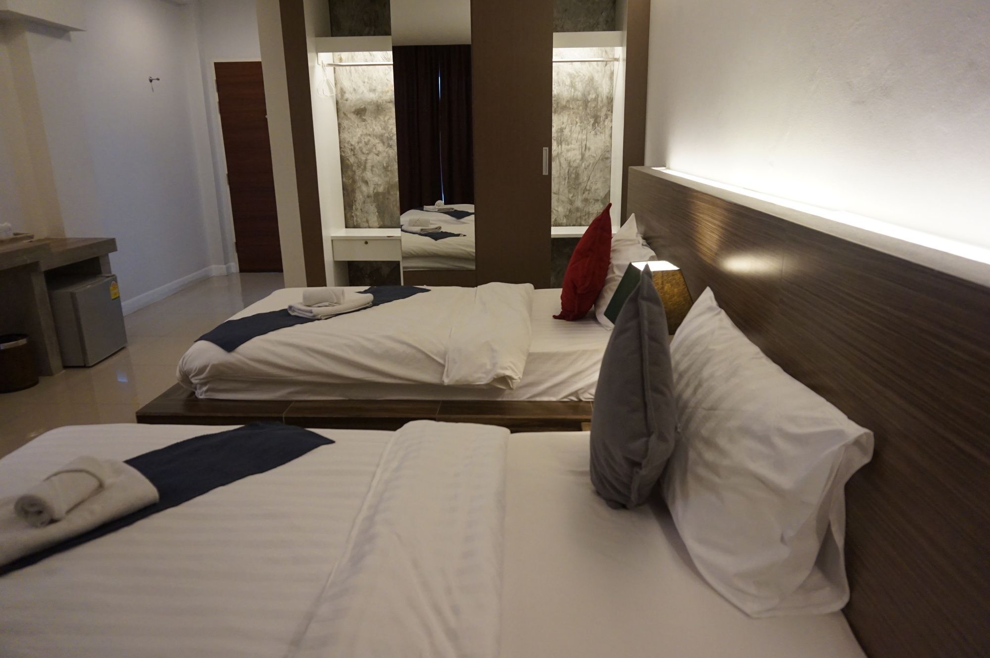 Fortune D Hotel Phitszanulok Kültér fotó