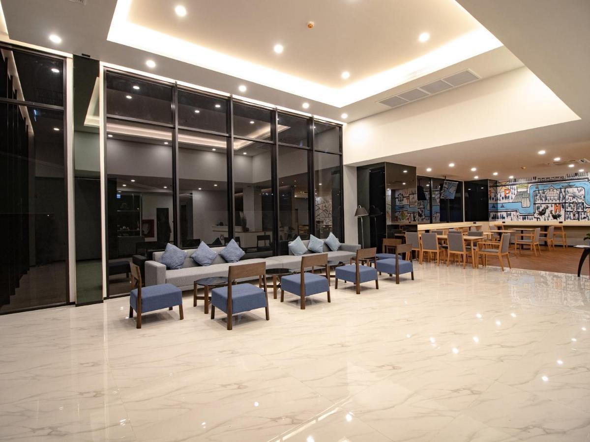 Fortune D Hotel Phitszanulok Kültér fotó