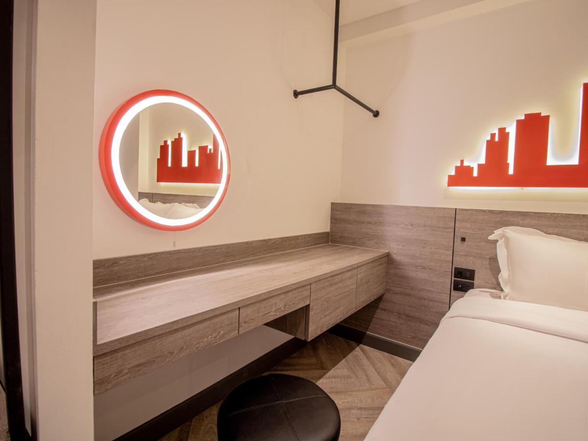 Fortune D Hotel Phitszanulok Kültér fotó