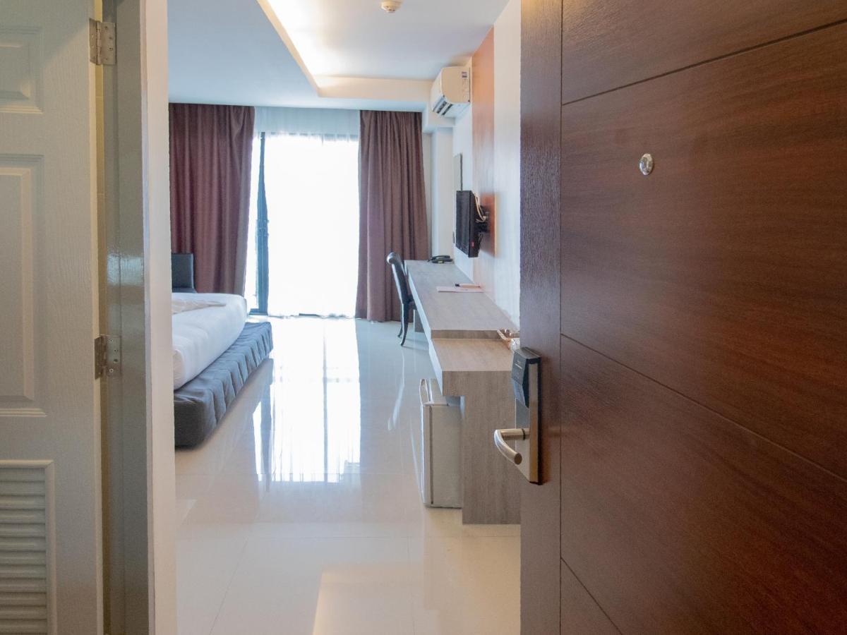 Fortune D Hotel Phitszanulok Kültér fotó