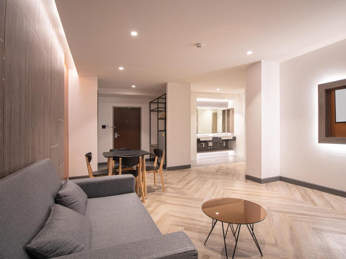 Fortune D Hotel Phitszanulok Kültér fotó